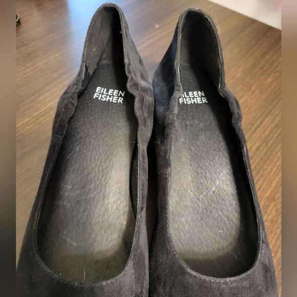 Eileen Fisher Black Suede Block Heel Slip On Shoes, Size 7.5 - Picture 9 of 9